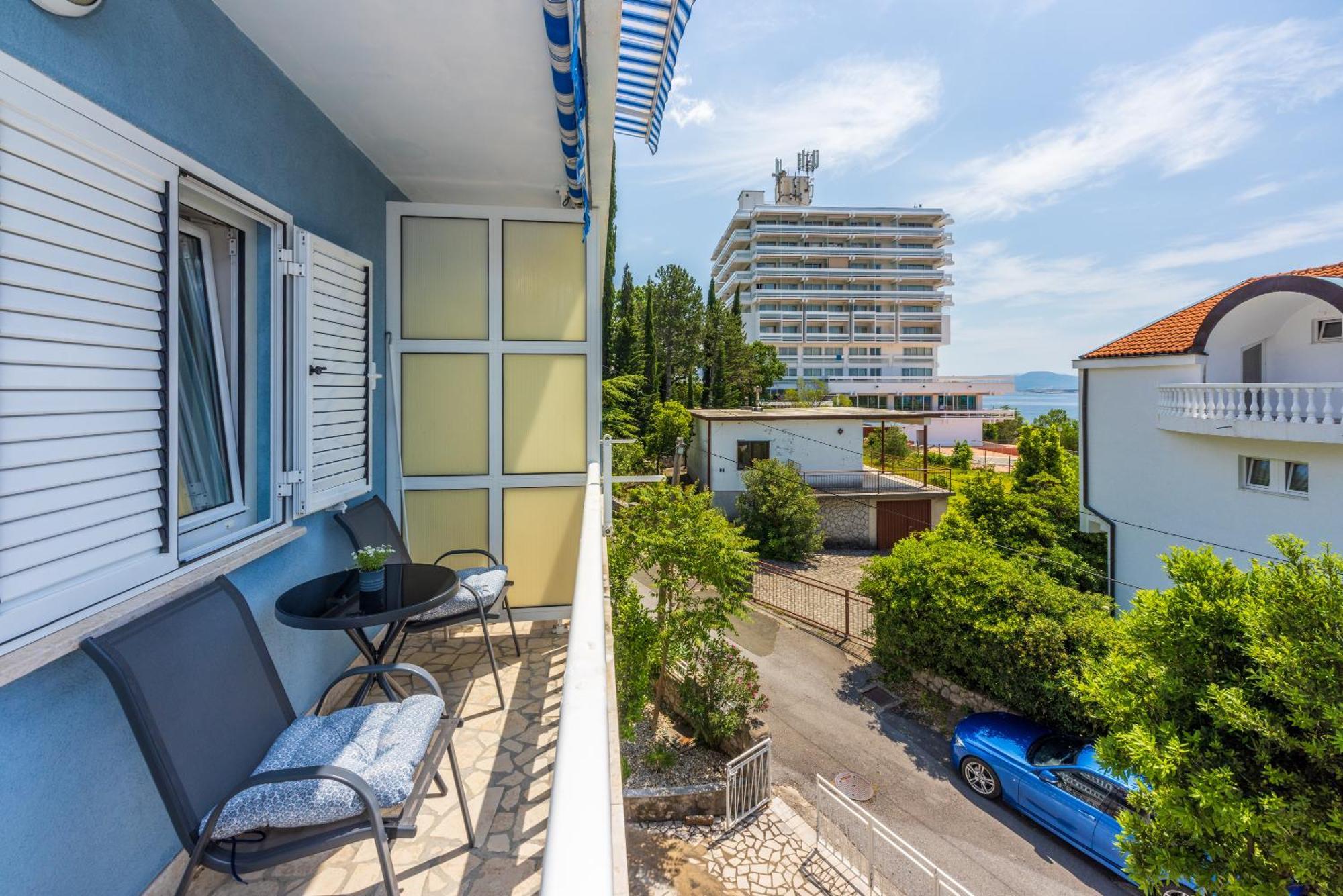 Apartments Podvezanec Crikvenica Bagian luar foto